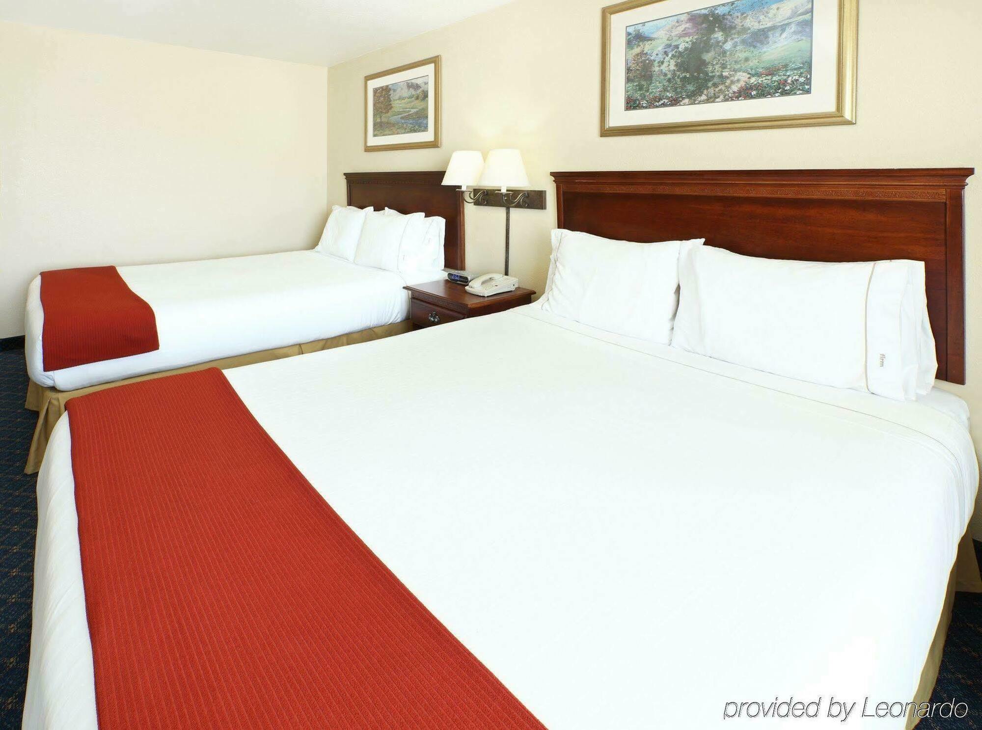 Holiday Inn Express Hotels & Suites Mountain Home By Ihg Szoba fotó